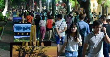 4 ngày thí điểm đi bộ, Hà Nội thu hơn 500 tỷ đồng