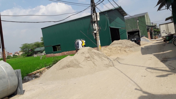 Nhiều nh&agrave; xưởng đ&atilde; v&agrave; đang ho&agrave;n thiện.