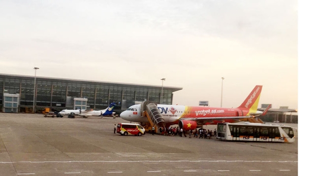 200 h&agrave;nh kh&aacute;ch tr&ecirc;n chuyến bay VJ289 từ Hải Ph&ograve;ng đi TPHCM đ&atilde; bị muộn giờ 46 ph&uacute;t