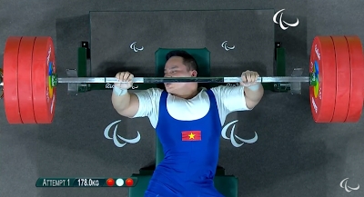 Cả 3 lần n&acirc;ng, B&igrave;nh An đều n&acirc;ng được 178 kg