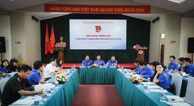 Gần 500.000 t&igrave;nh nguyện vi&ecirc;n tham gia