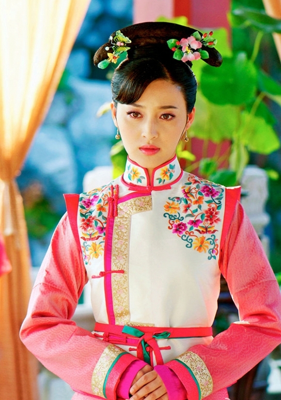 Can Đ&igrave;nh Đ&igrave;nh xinh đẹp trong phim.