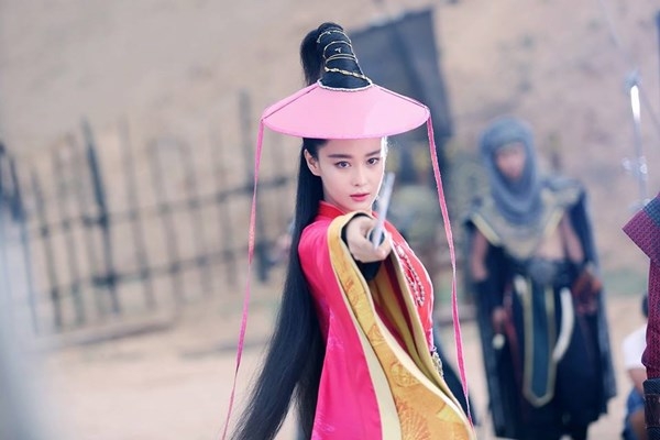 Ngất ng&acirc;y với vẻ đẹp xinh như mộng của 3 mỹ nh&acirc;n cổ trang Trung Quốc