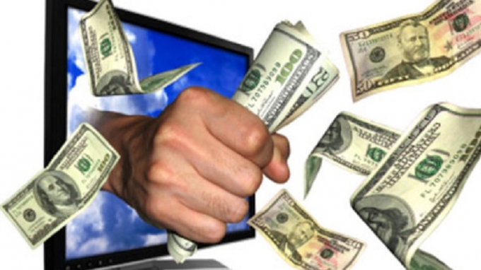 C&ocirc;ng ph&oacute;ng xe bỏ đi c&ugrave;ng với v&iacute; tiền, điện thoại của nạn nh&acirc;n. Ảnh minh họa