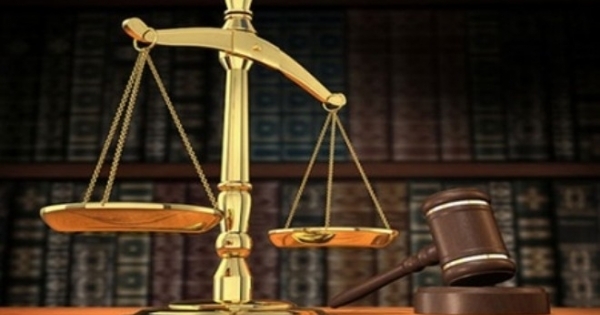 Lãnh đạo cụm dân cư hầu tòa vì ra lệnh cưỡng chế