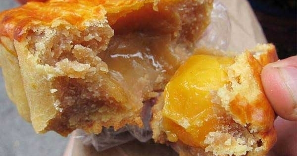 Vinh: Bắt quả tang cơ sở làm bánh trung thu bẩn giữa thành phố