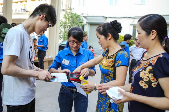 Th&iacute; sinh x&eacute;t tuyển tại ĐH Quốc gia.&nbsp;Ảnh:&nbsp;T&ugrave;ng Anh.