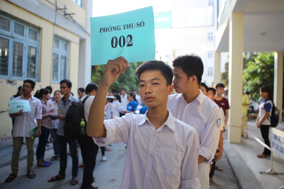 Dự thảo phương &aacute;n thi THPT quốc gia 2017: Nh&igrave;n đ&acirc;u cũng... rối