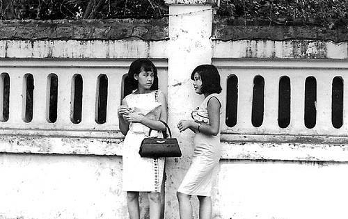 Ngạc nhiên với gu thời trang thời thượng của các quý cô Sài Gòn xưa