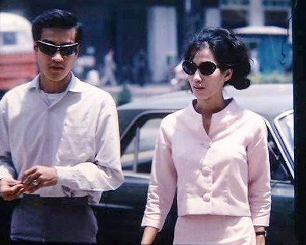 Mốt k&iacute;nh r&acirc;m đ&atilde; được ưa chuộng v&agrave; sử dụng thời đ&oacute;.