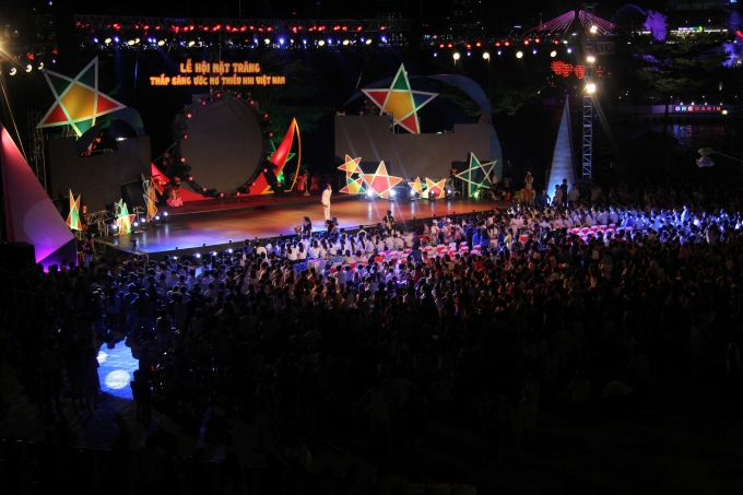 Chương tr&igrave;nh &ldquo;Đ&ecirc;m hội trăng rằm - Thắp s&aacute;ng ước mơ thiếu nhi Việt Nam&rdquo; đ&atilde; mang đến nhiều niềm vui cho c&aacute;c em thiếu nhi.