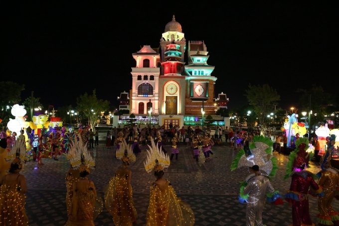 Rực rỡ lễ hội đ&egrave;n lồng Trung thu tại Asia Park