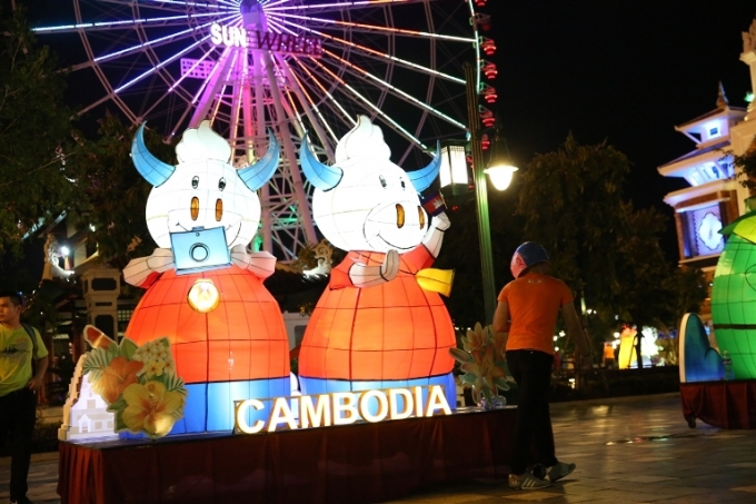 Rực rỡ lễ hội đ&egrave;n lồng Trung thu tại Asia Park