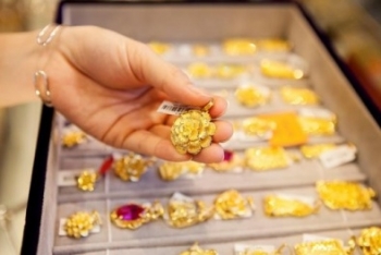 Giá vàng ngày 16/9: Khó đoán như vàng