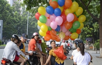 Bóng bay chứa khí hidro nguy hiểm cỡ nào?