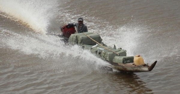 Vụ nhóm buôn lậu đánh chết quản lý thị trường: Tạm giữ 2 nghi can