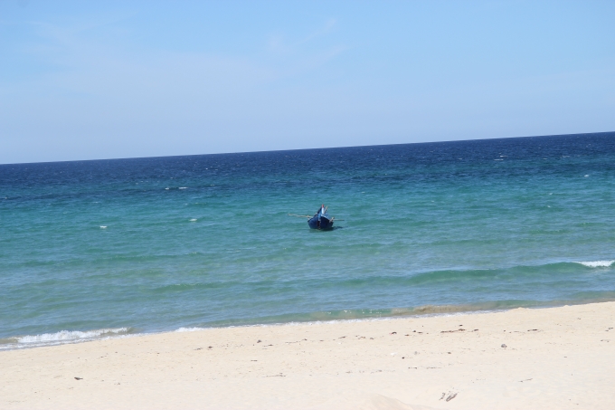 &nbsp;B&atilde;i biển Đ&agrave; Nẵng sẽ&nbsp;được trang tr&iacute; bằng tranh gốm nghệ thuật độc đ&aacute;o trong thời gian tới. Ảnh V&acirc;n Trương.