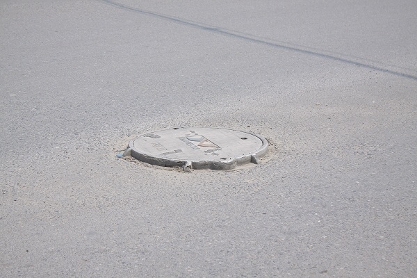 Những chiếc nắp cống