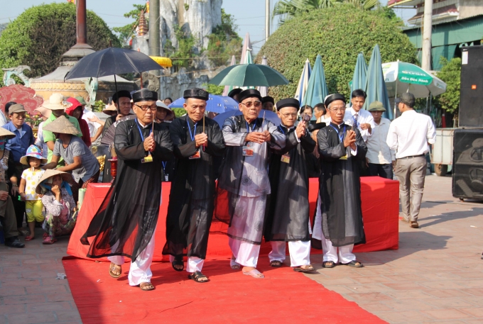 Độc đ&aacute;o Khai hội đền Đồng Bằng tại Th&aacute;i B&igrave;nh