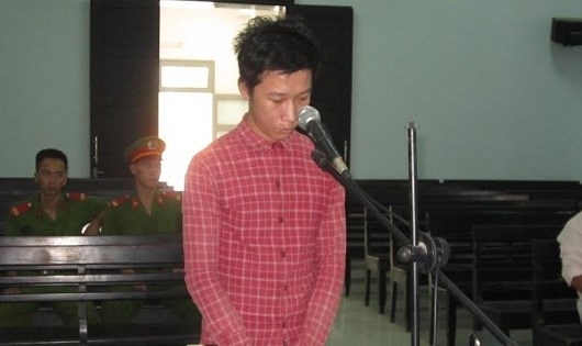 Bi kịch chàng trai nghèo yêu bé gái lớp 8