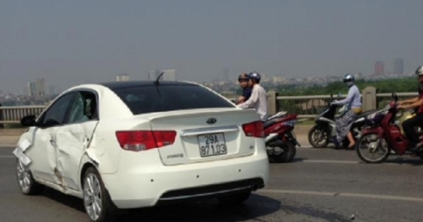 Tai nạn liên hoàn trên cầu Vĩnh Tuy khiến nhiều người bị thương nặng