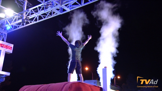 Về đ&iacute;ch với th&agrave;nh t&iacute;ch 6 ph&uacute;t 45 gi&acirc;y 55.