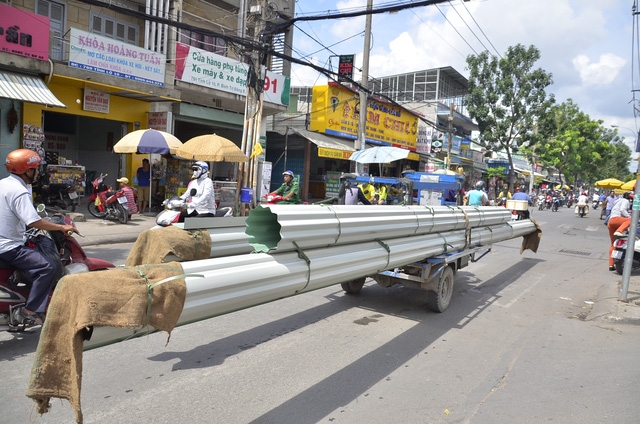 H&atilde;i h&ugrave;ng &ldquo;m&aacute;y ch&eacute;m