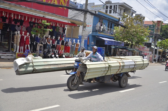 H&atilde;i h&ugrave;ng &ldquo;m&aacute;y ch&eacute;m