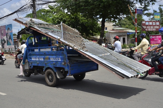 H&atilde;i h&ugrave;ng &ldquo;m&aacute;y ch&eacute;m