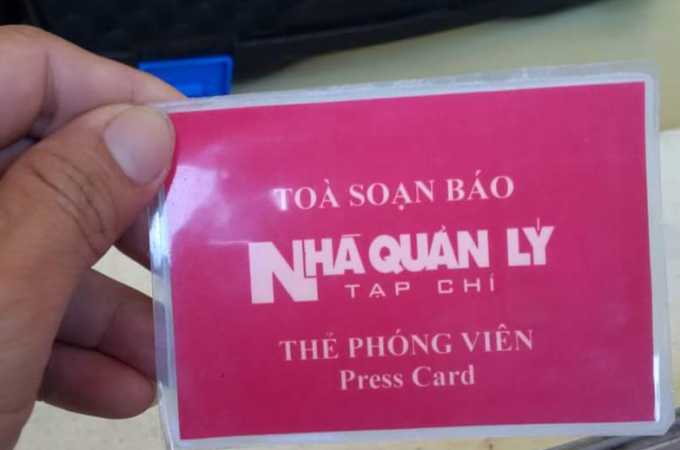Thanh Hóa: Giám đốc có “thẻ” phóng viên, gây náo loạn trước trụ sở uỷ ban