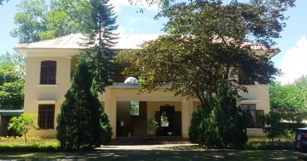 Bắt 2 cán bộ rừng phòng hộ liên quan đến việc đánh bạc