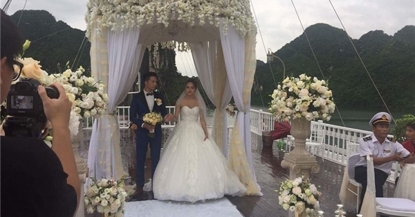 Rò rỉ hình ảnh ca sỹ Hương Giang Idol kết hôn?