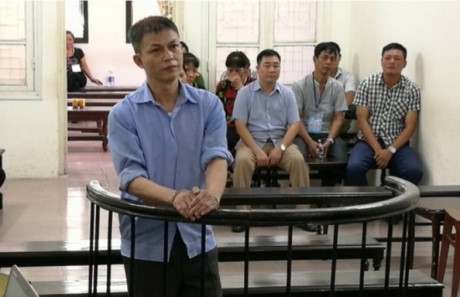 Bị c&aacute;o Chu Hữu Thắng.