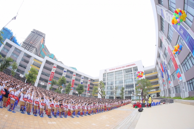 Trong tuong lai Tap daon Vingroup se danh 5000 ty dong xay dung 2 truong DH Y va DH Quoc te theo mo hinh phi loi nhuan