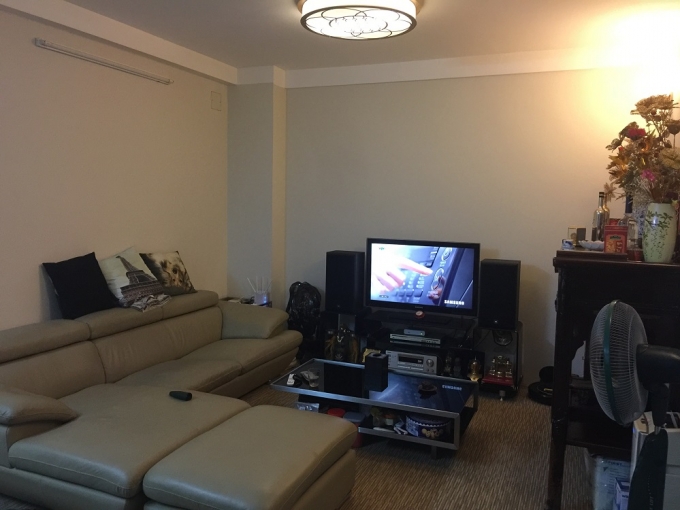 Ph&ograve;ng kh&aacute;ch v&agrave; nội thất.