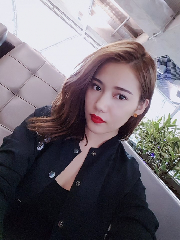C&ocirc; cũng l&agrave; thế hệ hotgirl đầu ti&ecirc;n c&ugrave;ng thời với Sam v&agrave; Kelly.