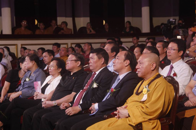 Đại biểu tham dự chương tr&igrave;nh.