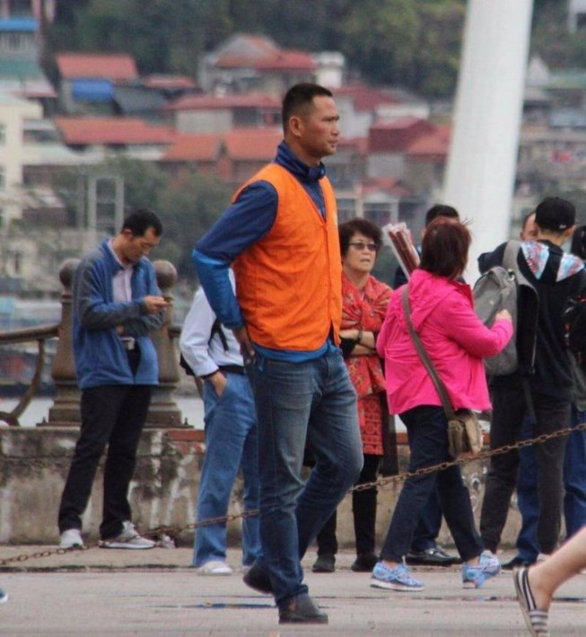 Ph&oacute;ng vi&ecirc;n&nbsp;Vietnamnet bị h&agrave;nh hung khi t&aacute;c nghiệp