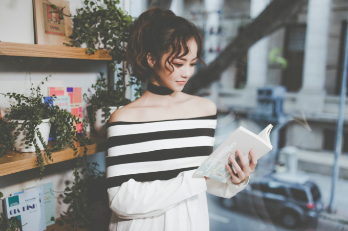 Street style l&uacute;c sang chảnh, l&uacute;c lại giản dị &ldquo;hết mức&rdquo; của Hoa hậu Kiều Ng&acirc;n