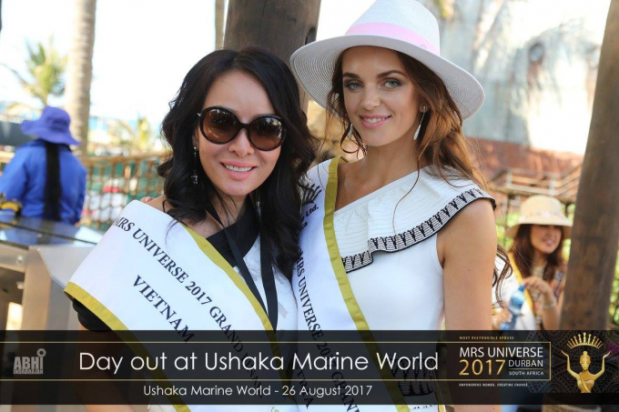 Lưu Ho&agrave;ng Tr&acirc;m đăng quang Hoa hậu qu&yacute; b&agrave; Ho&agrave;n vũ thế giới 2017