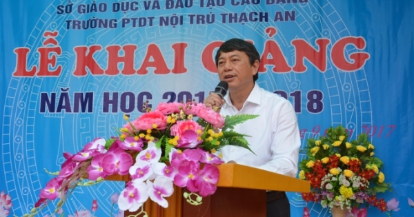 Chủ tịch UBND tỉnh Cao Bằng: Các em là niềm tin gửi gắm của các cấp và chính quyền địa phương