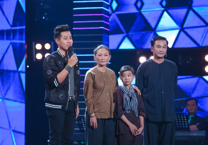 Nguy&ecirc;n Khang đa năng trong đ&ecirc;m chung kết Tuyệt đỉnh song ca nh&iacute;