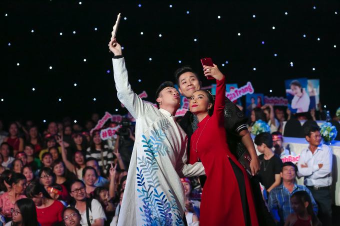 Nguy&ecirc;n Khang đa năng trong đ&ecirc;m chung kết Tuyệt đỉnh song ca nh&iacute;