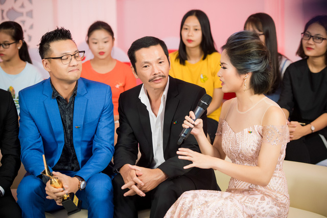 &ldquo;Người ph&aacute;n xử&rdquo; thắng lớn tại giải thưởng Ấn tượng VTV 2017