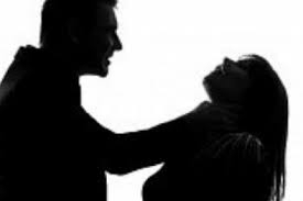 Sau khi s&aacute;t hại vợ, &ocirc;ng T. Đ&atilde; đến đồn c&ocirc;ng an tự th&uacute; (ảnh minh họa).