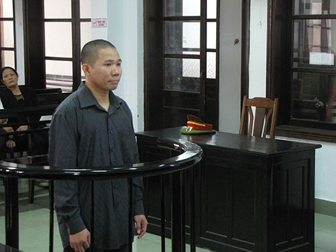 Bị c&aacute;o Hảo tại phi&ecirc;n t&ograve;a. ( Ảnh: B&aacute;o Kh&aacute;nh H&ograve;a).