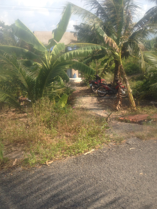 Nh&agrave; thầy L.