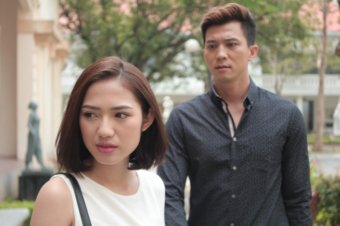 Ph&iacute;a &ldquo;Ngược chiều nước mắt&rdquo; vẫn c&ograve;n những ẩn t&igrave;nh kh&aacute;c m&agrave; chỉ sự y&ecirc;u thương, nhẫn nại v&agrave; sẻ chia, người ta mới c&oacute; thể đi hết, thấu tỏ hết ngọn nguồn của khổ đau, tan vỡ.