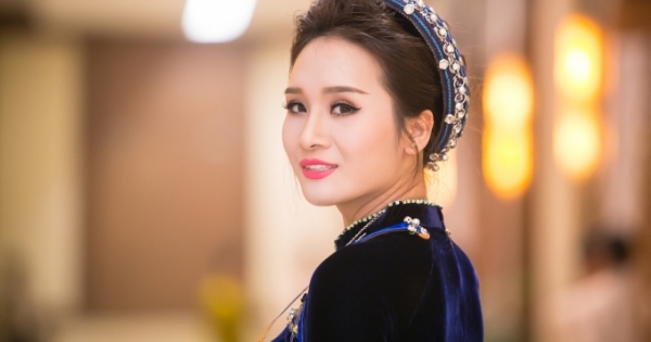 Cô gái xinh như Hoa hậu vào chung kết xếp hạng sao mai 2017 dòng thính phòng