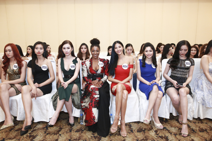 Nhan sắc bất ngờ của th&iacute; sinh Hoa hậu Ho&agrave;n vũ v&ograve;ng sơ khảo miền Nam